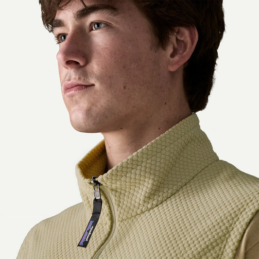 M's Textured Fleece Vest